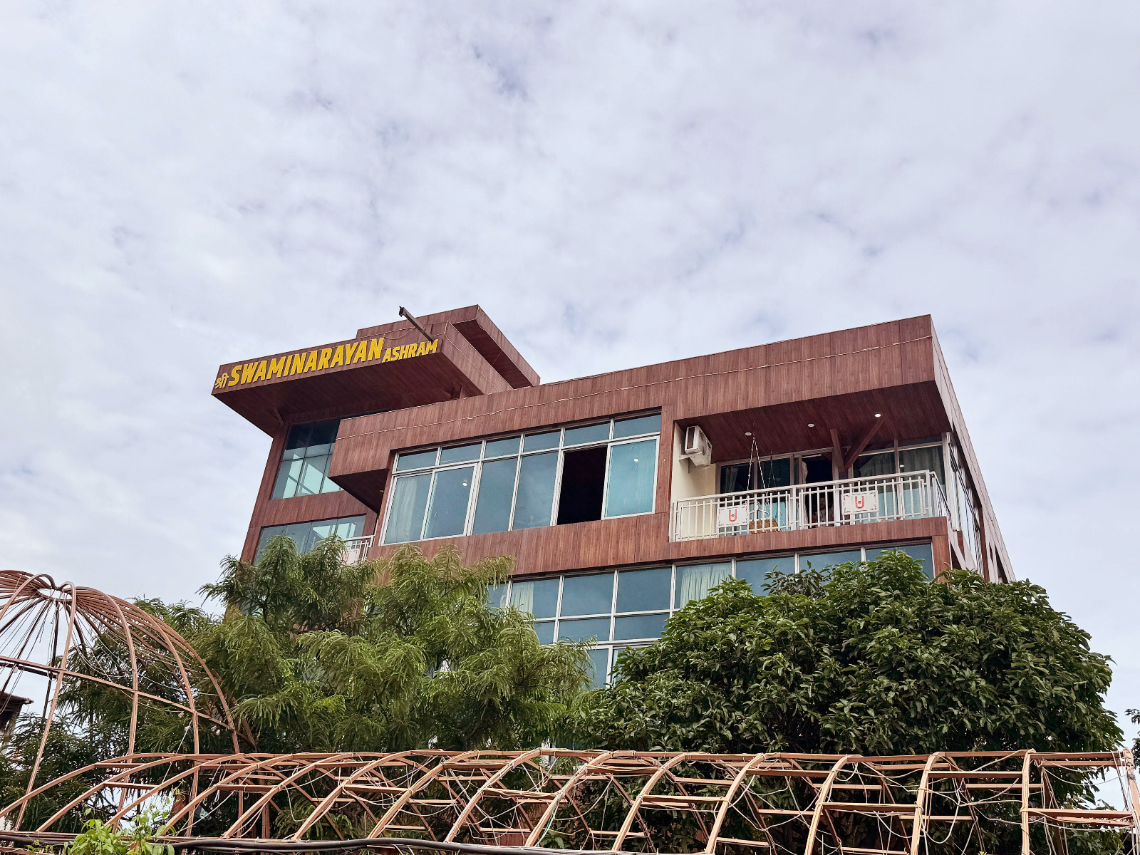 Sahajanand Wellness Ashram in Rishikesh